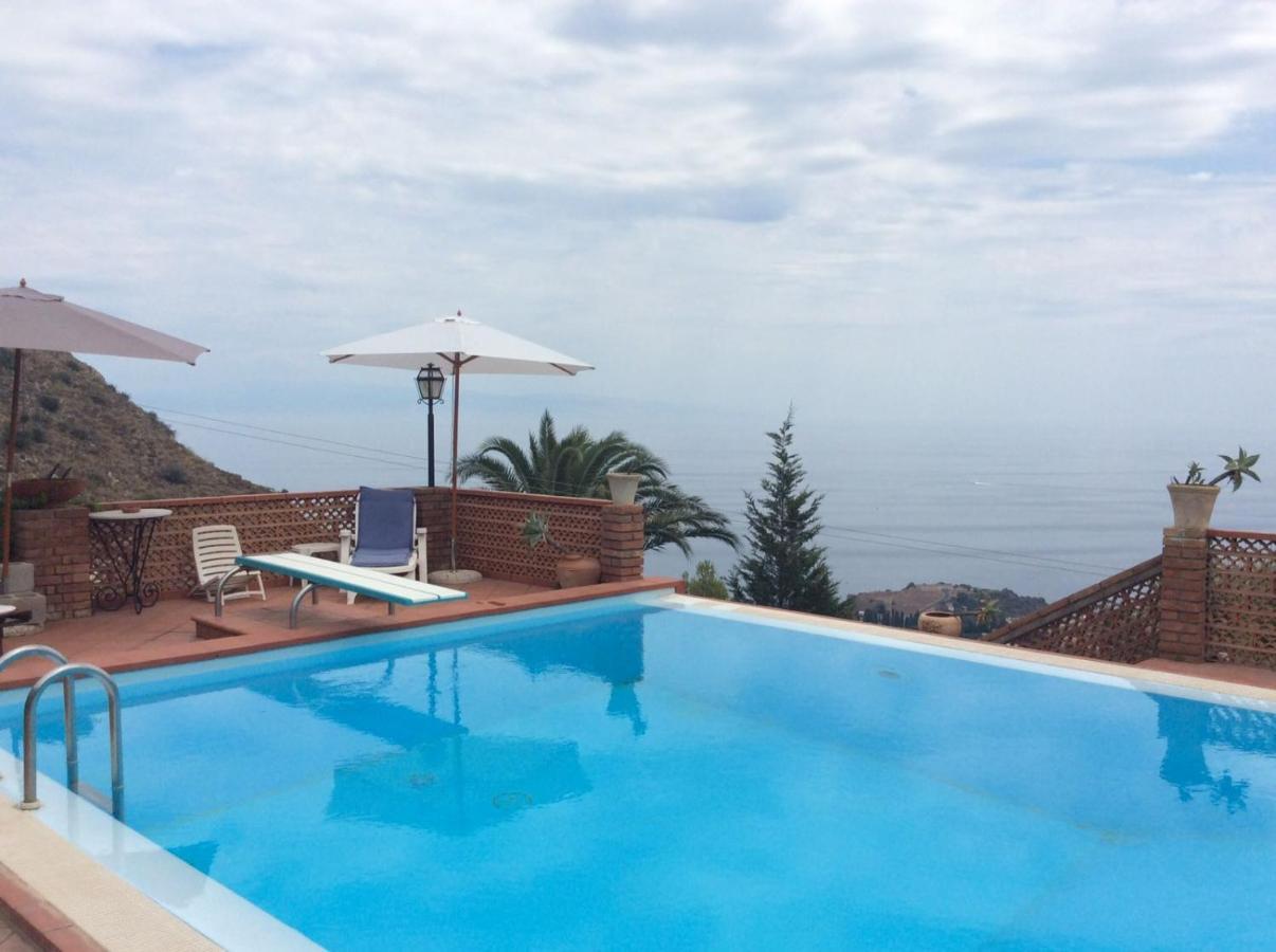 Luxury Suite Terrazze E Vista Mare Ταορμίνα Εξωτερικό φωτογραφία