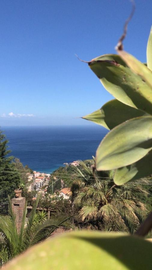 Luxury Suite Terrazze E Vista Mare Ταορμίνα Εξωτερικό φωτογραφία